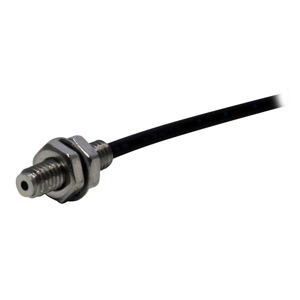 Cylindryczny element TAKEX FX210J z metalowym gwintowanym korpusem, nakrętkami montażowymi i czarnym przewodem